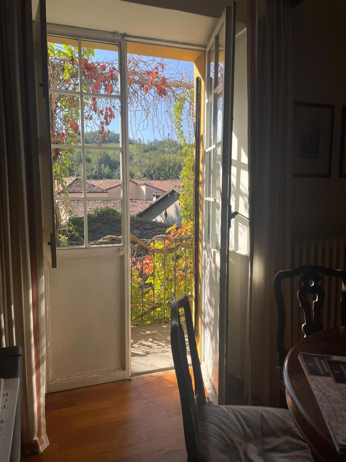 Bed and Breakfast Palazzo Sismonda Corneliano d'Alba Zimmer foto