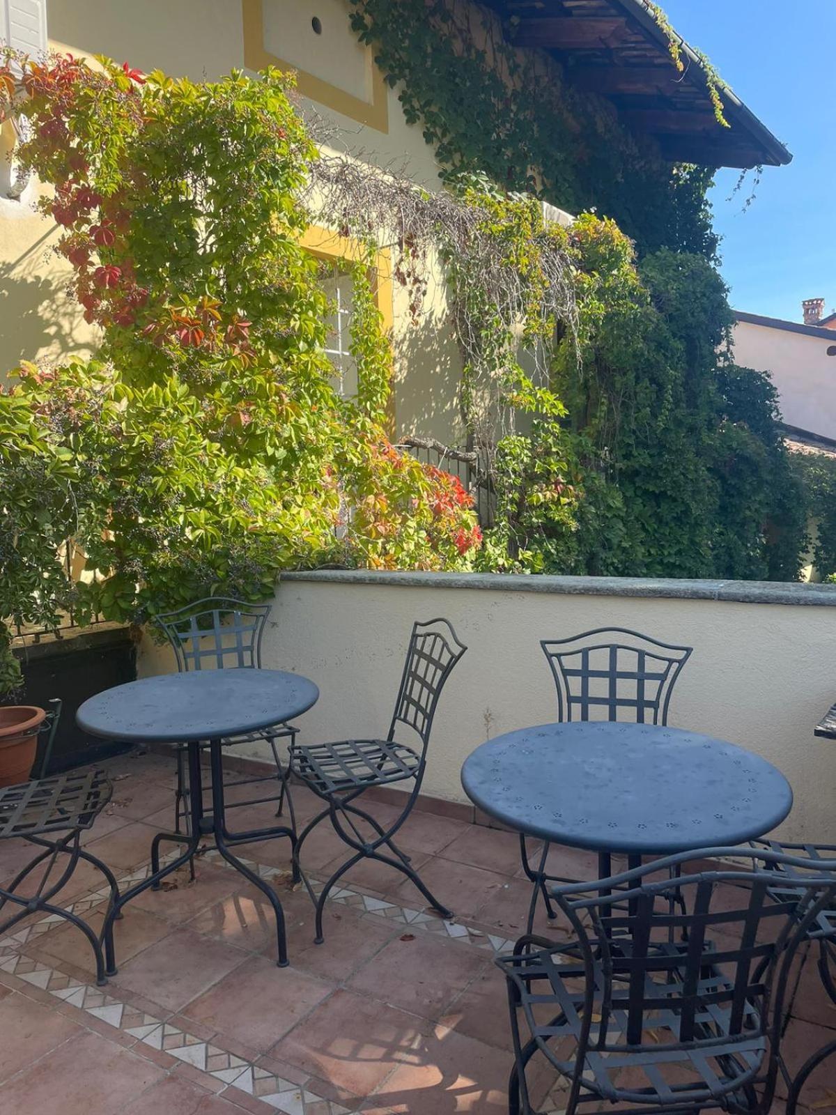 Bed and Breakfast Palazzo Sismonda Corneliano d'Alba Zimmer foto