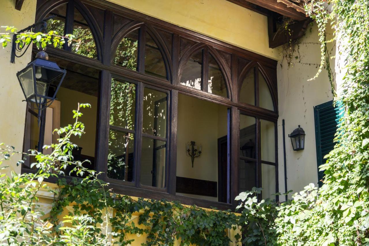 Bed and Breakfast Palazzo Sismonda Corneliano d'Alba Exterior foto